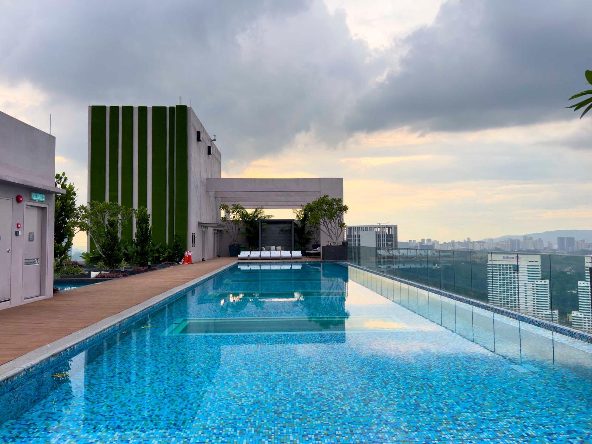 Riveria Sentral Apartment
